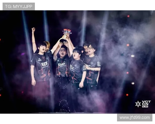 FPX在精英赛中的技术表现分析与战术解读 FPX在精英赛中的技术表现分析与战术解读