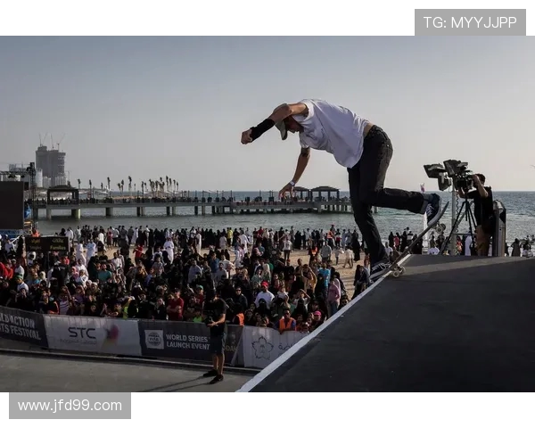 上海极限运动队在极限运动会上展现出惊人速度的精彩点评与分析 上海极限运动队在极限运动会上展现出惊人速度的精彩点评与分析