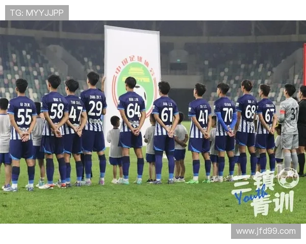 广州足球队与武汉足球队实力对比赛后分析与总结