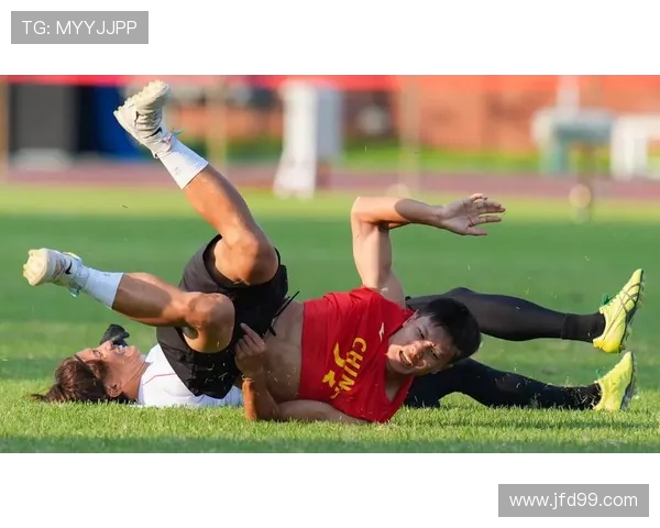 成都飞盘队战术解析：如何在比赛中实现团队协作与战略优势