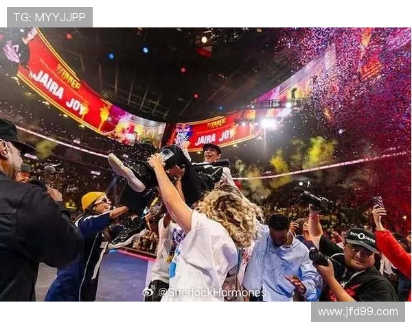 武汉街舞队荣登全国街舞战术排行榜第三名引发热议 武汉街舞队荣登全国街舞战术排行榜第三名引发热议