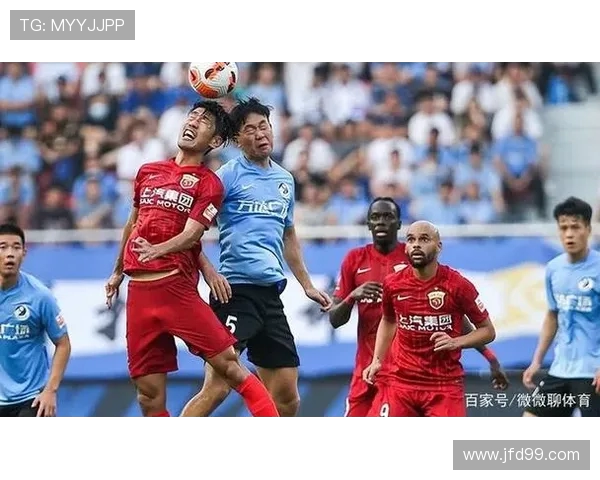 深圳足球队以55分领跑奥运会积分榜展现强大实力和夺冠希望 深圳足球队以55分领跑奥运会积分榜展现强大实力和夺冠希望