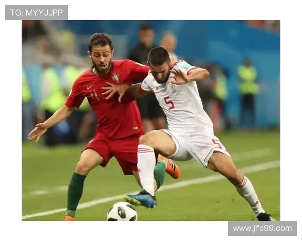 伊拉克球队与伊朗球队激烈对抗展现足球魅力与国家荣誉之争 伊拉克球队与伊朗球队激烈对抗展现足球魅力与国家荣誉之争