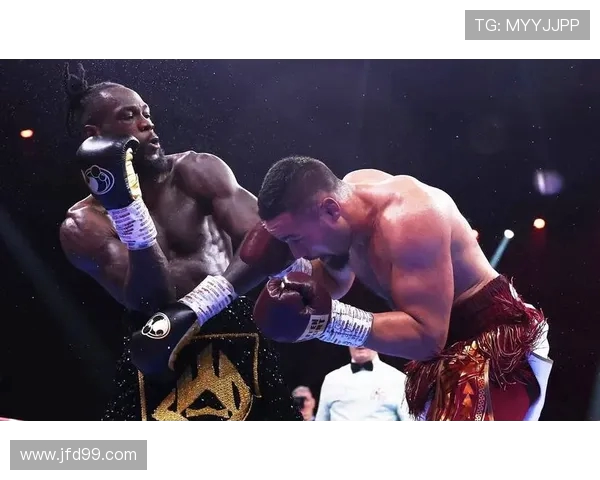 奎奥与莫斯利的巅峰对决谁能在拳坛称王争霸赛中胜出