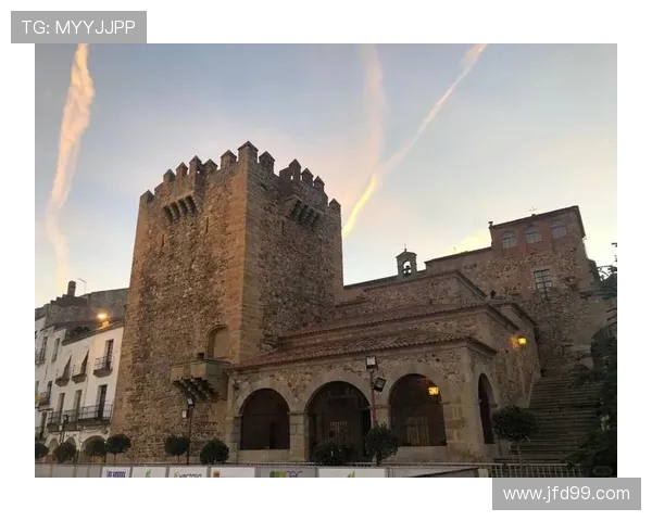 探索埃斯特旺的魅力与文化底蕴,揭开这座城市的神秘面纱