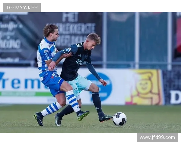 法乙焦点战南特主场迎战图卢兹争夺关键三分之战