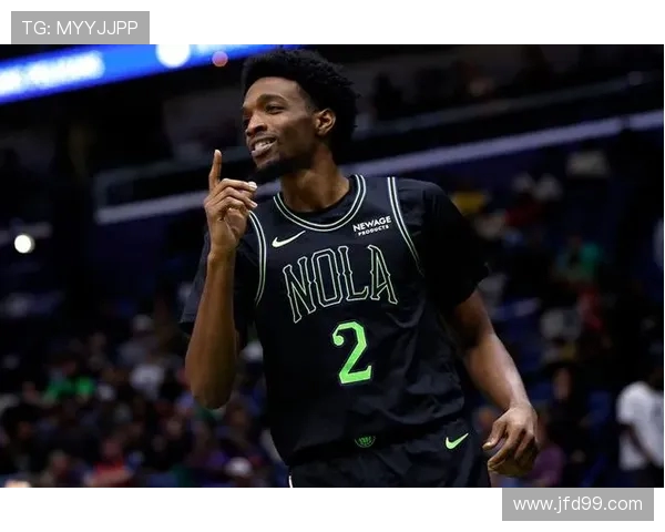 赫伯特琼斯的篮球之路与成长历程探析