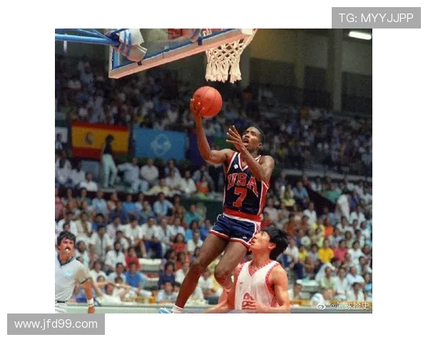 成都篮球队在世锦赛中的团队协作表现分析与评价