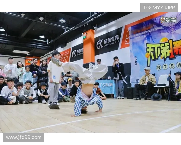 杭州街舞队在街舞比赛中创下新高成就引发热议与关注